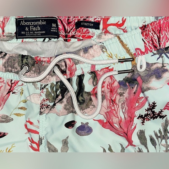 Abercrombie & Fitch Men’s Swim Trunks Multi Color Coral Reef Size Medium A&F - Picture 4 of 4